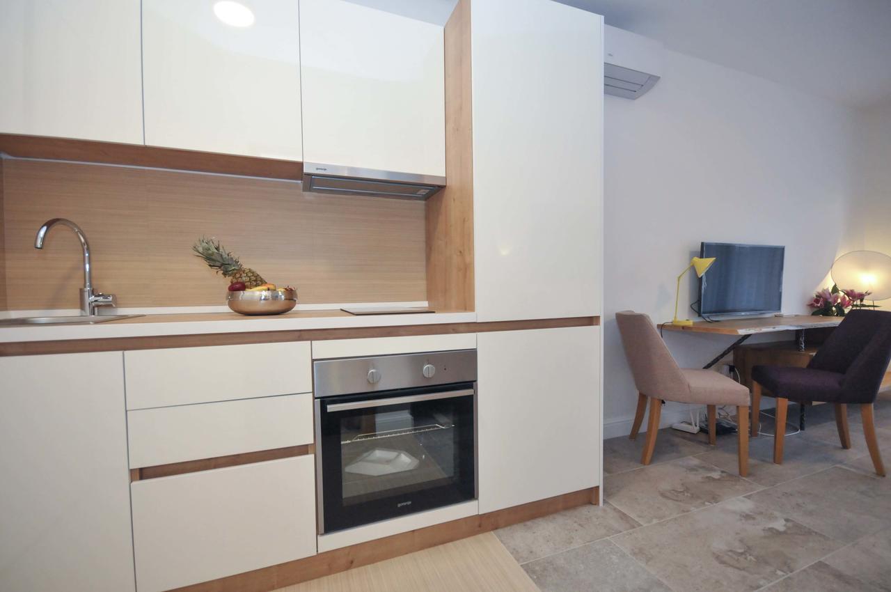 Corso Levante Luxury Suites Petrovac Exterior foto