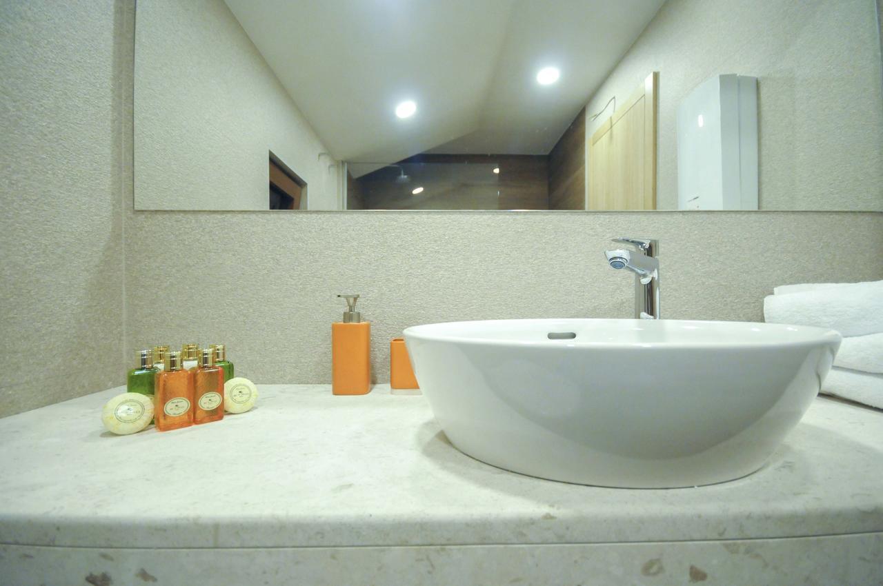 Corso Levante Luxury Suites Petrovac Exterior foto