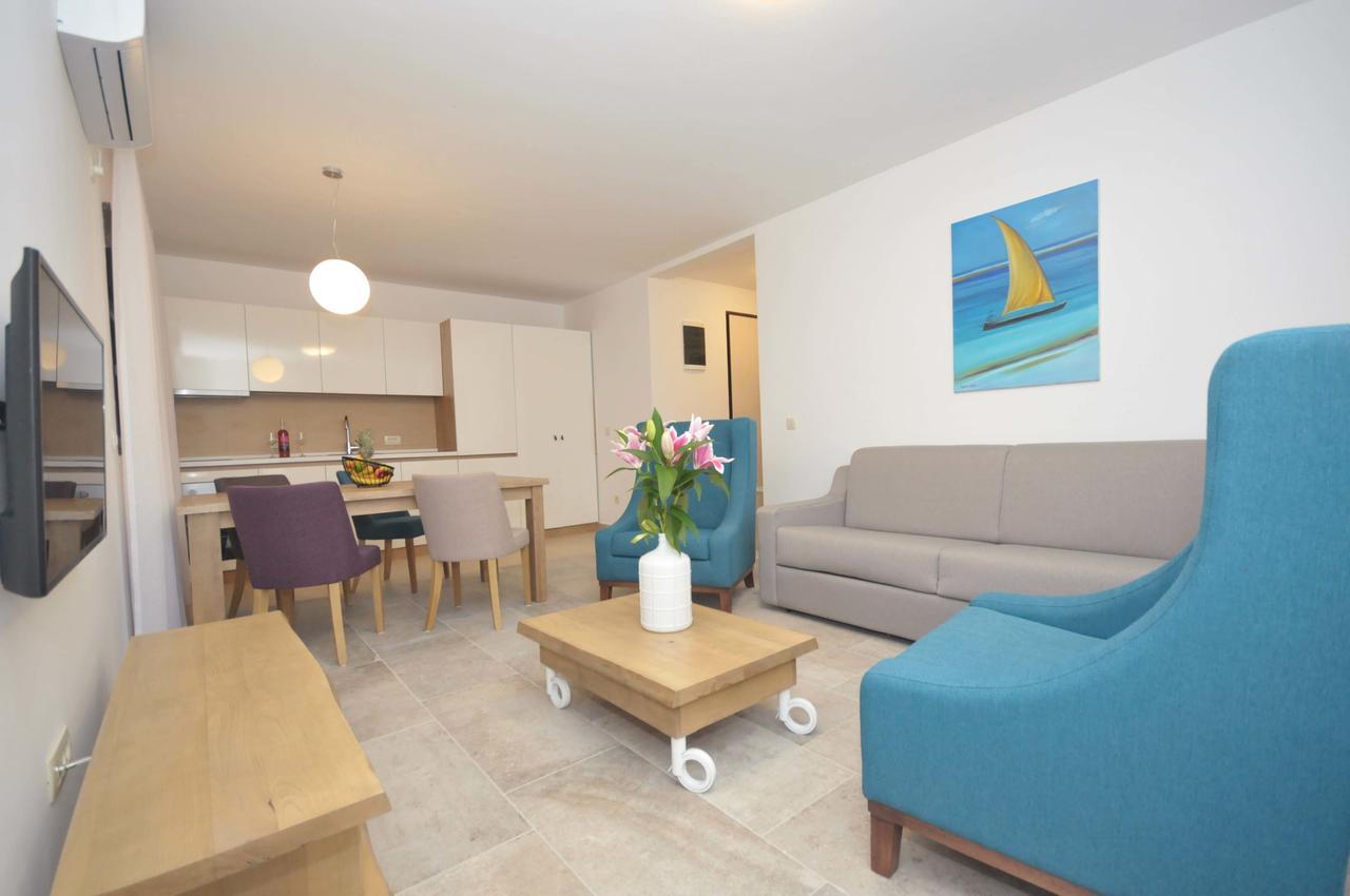 Corso Levante Luxury Suites Petrovac Exterior foto