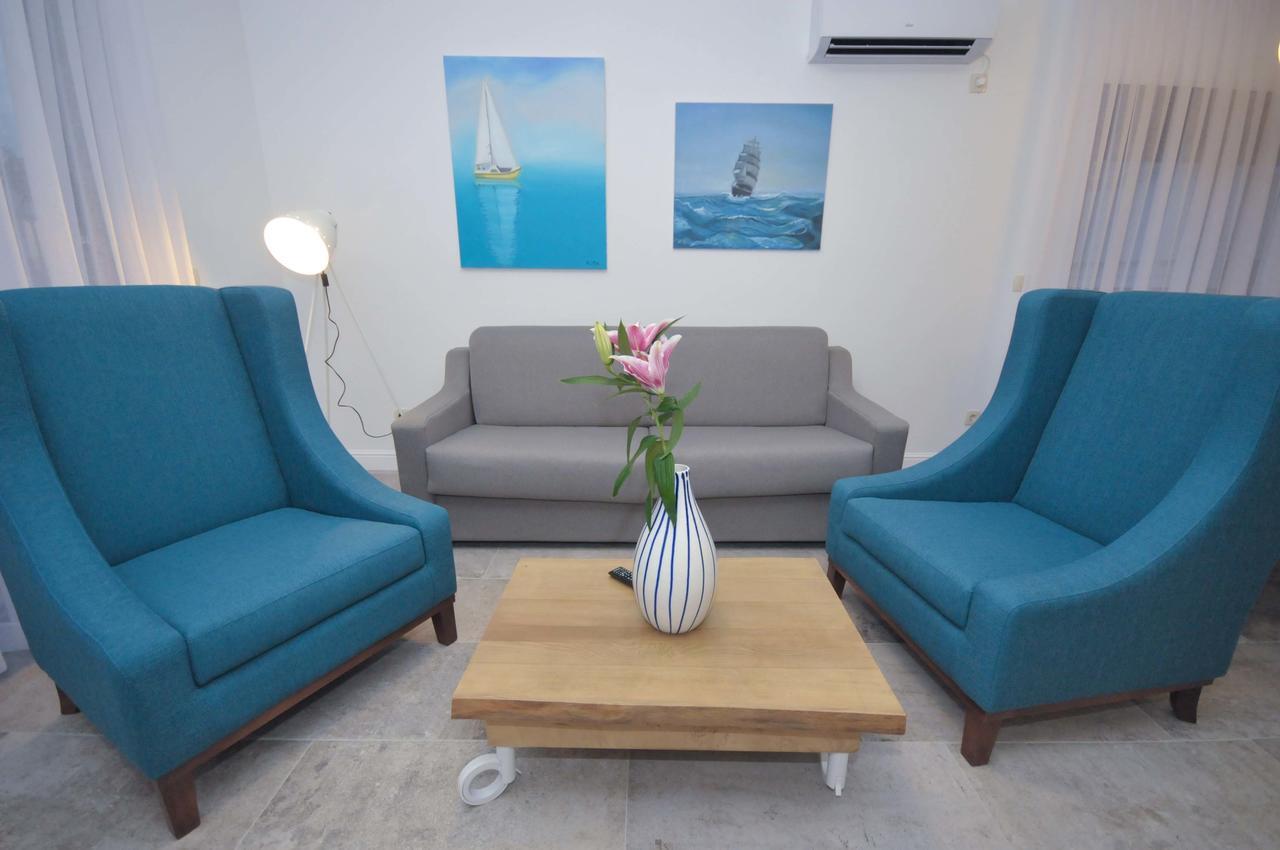 Corso Levante Luxury Suites Petrovac Exterior foto
